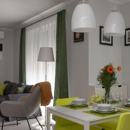 Sunny Home Near Bud With 2Br, Ac And Free Parking Vecsés Zewnętrze zdjęcie
