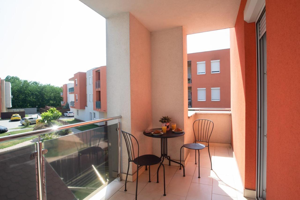 Sunny Home Near Bud With 2Br, Ac And Free Parking Vecsés Zewnętrze zdjęcie